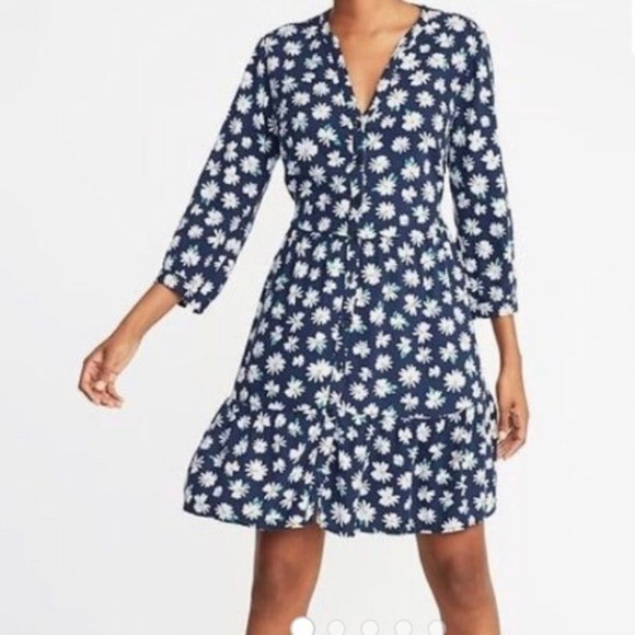 Old Navy Dresses & Skirts - Old Navy Daisy Dress Button Front